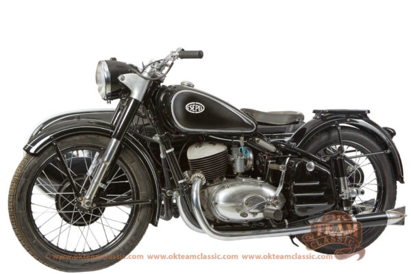 Csepel 250 mit Seitenwagen