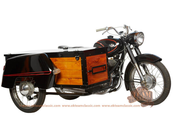 Duna Lasterwagen